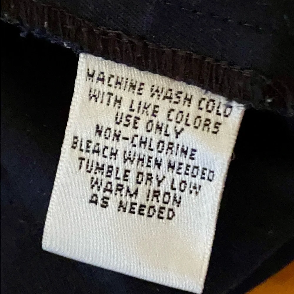 Women’s Black Trucker Jacket Size M Front Pockets & Snap Buttons Detail Unlined - Picture 4 of 4